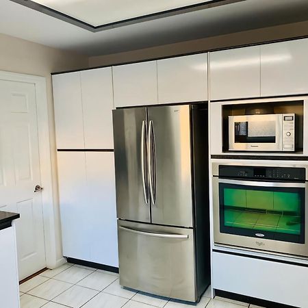 Burnaby Lovely Home 외부 사진