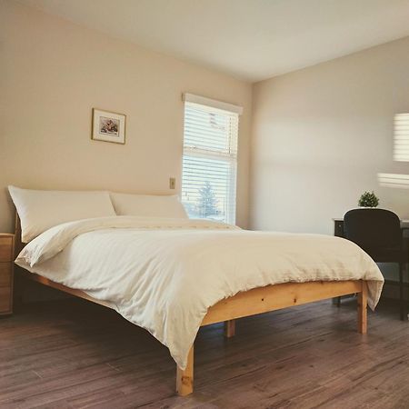 Burnaby Lovely Home 외부 사진